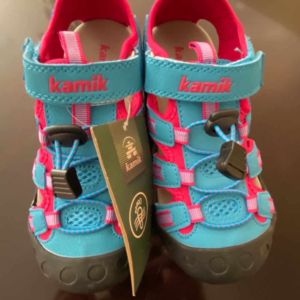 Kamik Crab Water Sandals Girls Size 2 NWT